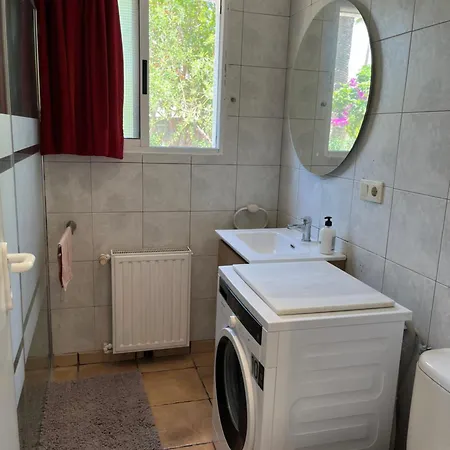 Planta Baja Con Piscina Apartment