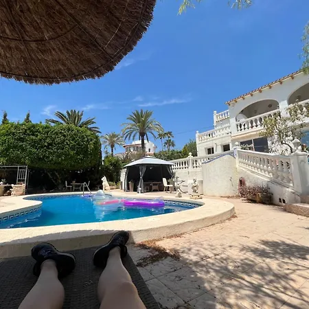 Planta Baja Con Piscina Apartment *