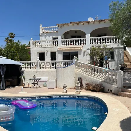 Planta Baja Con Piscina Apartment